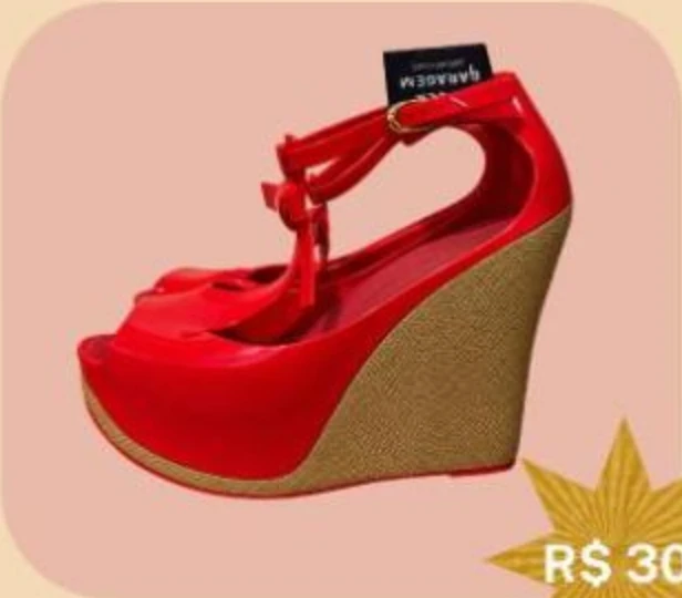 Sandália de salto anabela vermelha